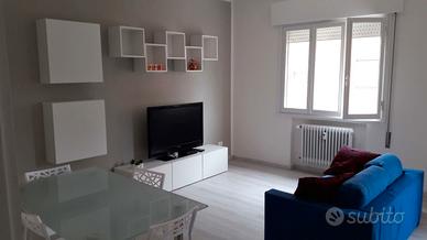 1 posto letto in camera doppia per studentessa