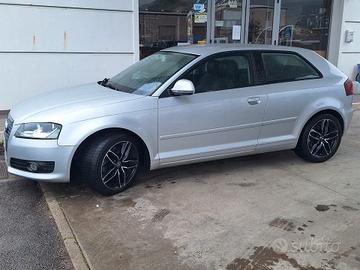 Audi A3 2.0 16V TFSI S tronic Ambition 260CV