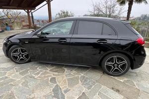 Mercedes Classe A 180d premium night edition AMG