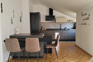 Appartamento all'ultimo piano luminosissimo