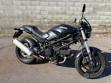 Ducati Monster 695