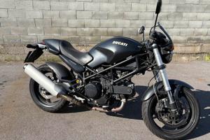 Ducati Monster 695