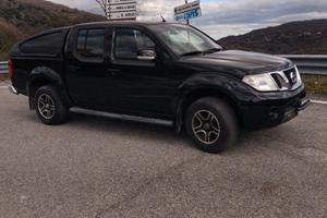 Nissan Navara 2.5 dCi 4 porte Double Cab Sport