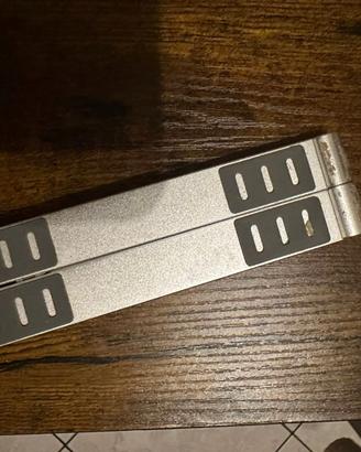 Supporto laptop pieghevole e portatile
