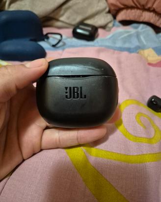 base di ricarica auricolari wireless JBL