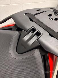 Fissaggio sella pilota Aprilia 660