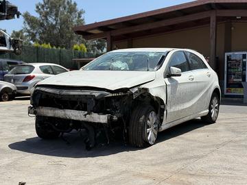 RICAMBI USATI AUTO MERCEDES Classe A Serie (W176)