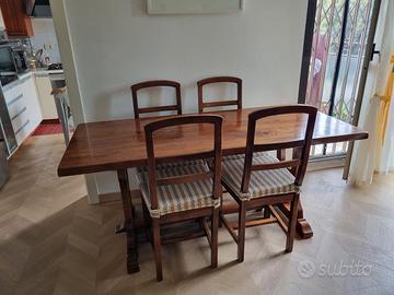 Tavolo in legno + 4 sedie + cuscini (arte povera)