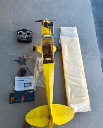 piper  j-3 cub. 