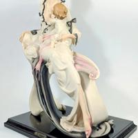 Statuina porcellana di Giuseppe Armani 'Maternità'