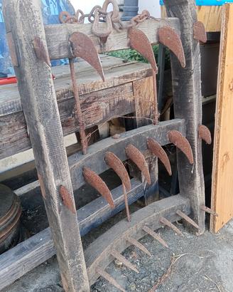 erpice in legno antico
