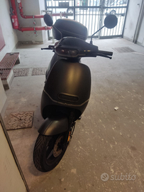 Scooter elettrico HORWIN EK 3