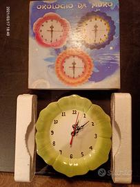 Orologio da muro o comodino preziosa ceramica