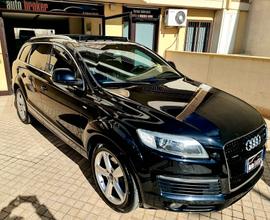 AUDI Q7 3.0 tdi QUATTRO 233cv S-LINE 5posti