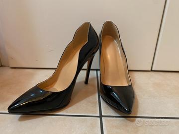 Décolleté nere in vernice