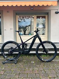 Pivot Shuttle LT PRO XO mis M SCONTO 20%