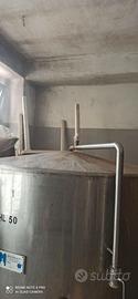 Cisterna acciaio 50q.li per vino o olio