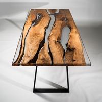 Tavolo in noce e resina epossidica