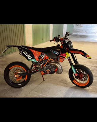 Ktm 250 motard omologata