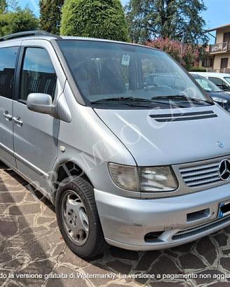 MERCEDES V200 - AUTOVETTURA 7 POSTI