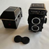 Yashica Mat 124G