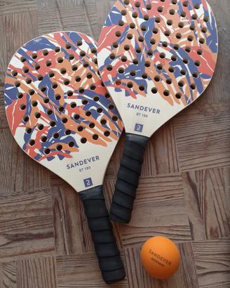 racchette in legno forato piu palla