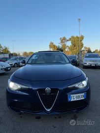 Alfa Romeo Giulia 2.2 Turbodiesel 180 CV AT8 Q 2 B
