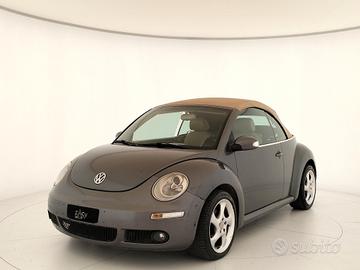 Volkswagen New Beetle 2.0 Cabrio aut.