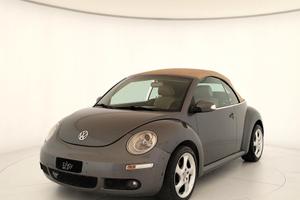 Volkswagen New Beetle 2.0 Cabrio aut.
