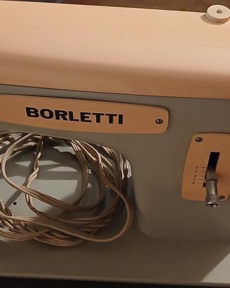 Macchina  da cucire portatile Borletti vintage.