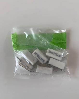 Set Resistenze Ceramiche 470Ω 5V – Elettronica DIY