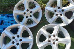 cerchi in lega Opel Zafira 17 pollici