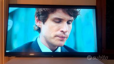 Televisore Smart TV  JVC 52 pollici