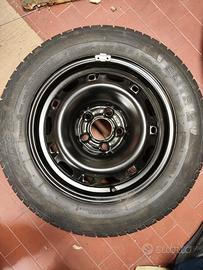 Pneumatico e cerchio misura 185/60 R14