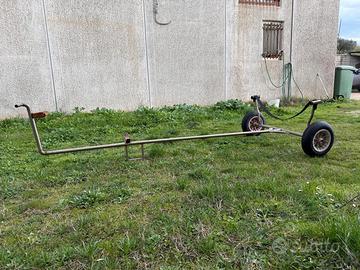 Carrello alaggio spiaggia canoa