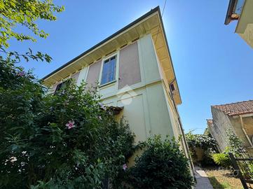 PORZIONE DI BIFAMILIARE A CASORATE PRIMO