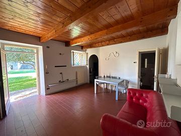 Appartamento 2 camere, garage e giardino condomin