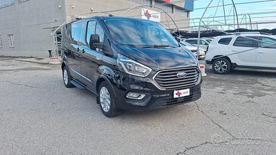 Ford Tourneo Custom 320 2.0 EcoBlue 170CV aut. PC 