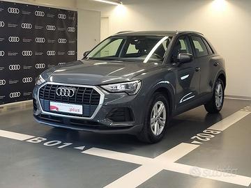 Audi Q3 35 TDI S tronic Business