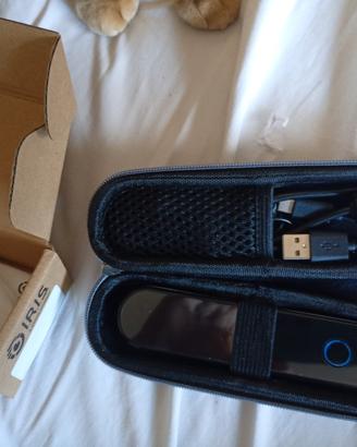 IRISPen Reader8:  penna scanner + lettore  vocale