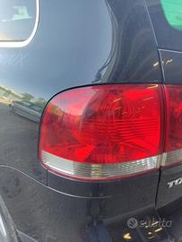 Fanale posteriore sxVOLKSWAGEN TOUAREG 2003