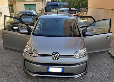 VOLKSWAGEN up - 2023