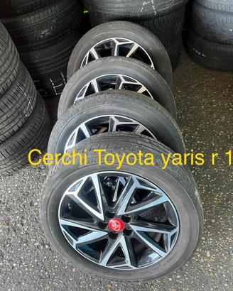 Cerchi e gomme toyota yaris