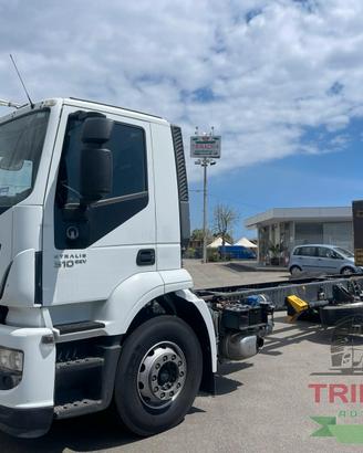 IVECO STRALIS AD190S31 Telaio da Allestire Manuale