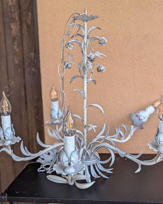 Lampadario vintage in ferro