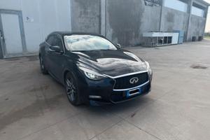 Infiniti Q30S