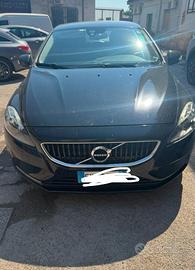 VOLVO V40 D2 BUSINESS AUTOCARRO N1