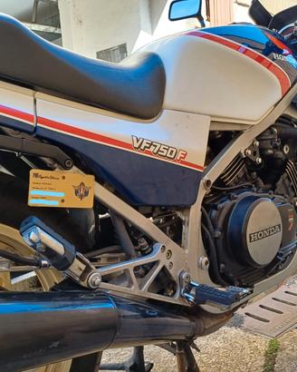 Honda VF 750 - 1983