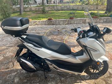 HONDA FORZA 300 come nuovo 10.000km