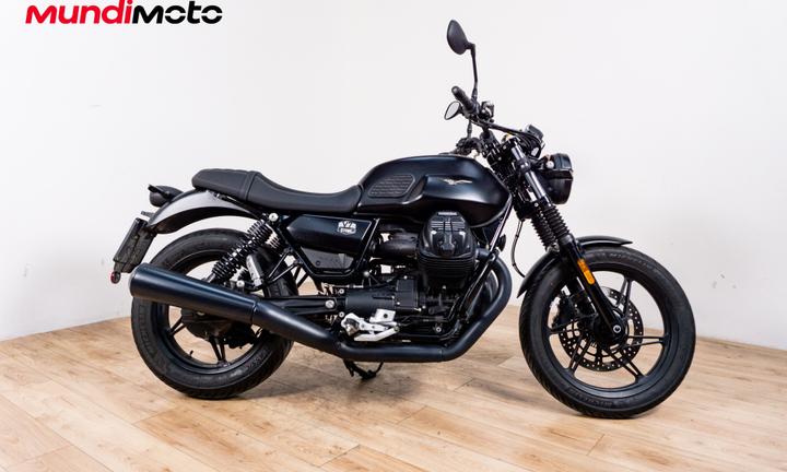MOTO GUZZI V7 III STONE - 2024